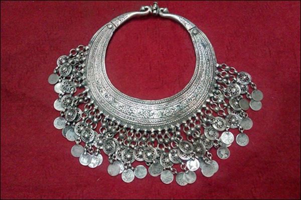 Индийские украшения: идеи стильных образов и история