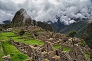 В Перу отменили антиковидные ограничения