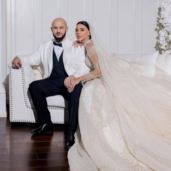 Трансляция свадьбы Оксаны Самойловой и Джигана побила рекорд ВКонтакте и собрала 100 тысяч человек
